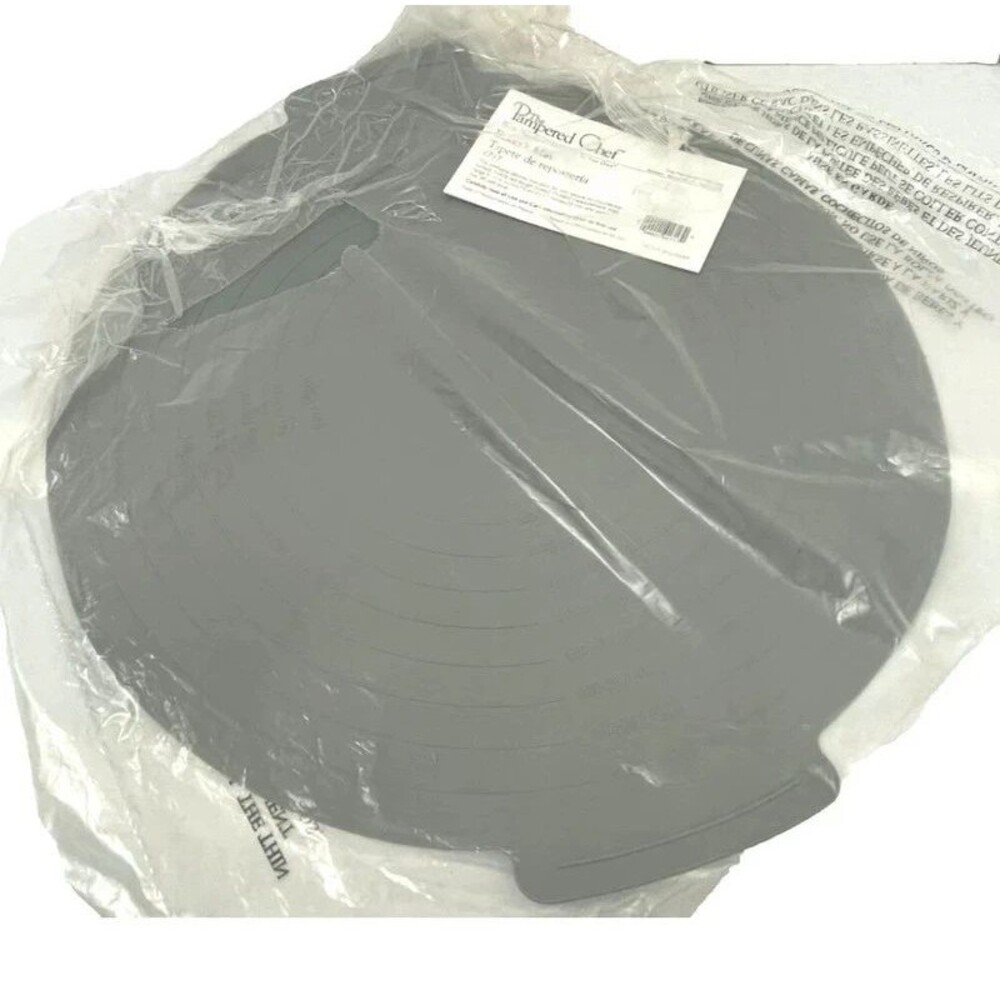 New Pampered Chef Silicone Baker's Mat Gray New In The Package #1717